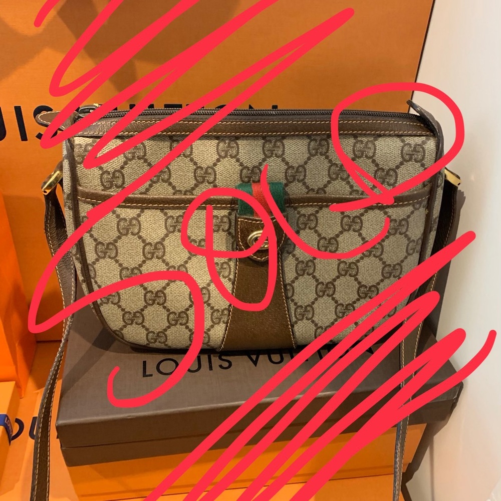 Vintage GG Gucci Shoulder and Crossbody purse